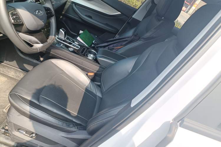 Used Chery Tiggo 8 PLUS 2022 290TGDI DCT Haoting Edition