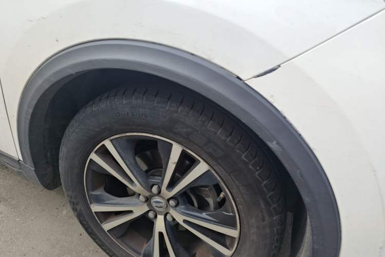 Used SWM X7 2020 2.0L Manual Elite Version 7 Seats
