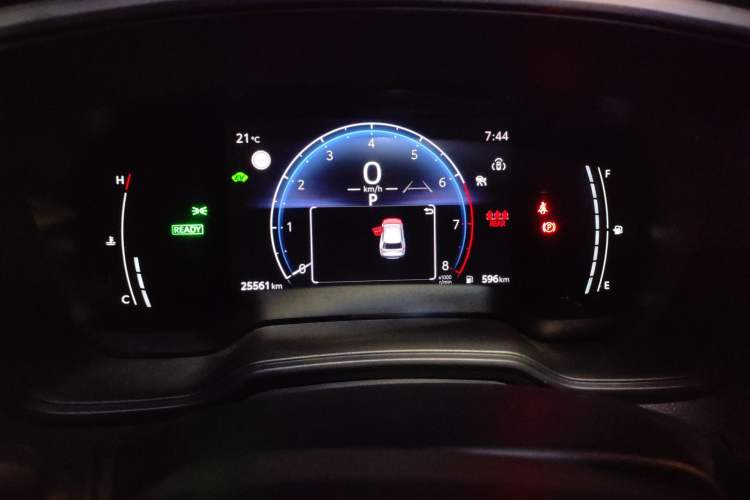 Used Toyota FRONTLANDER 2024 2.0L Smart Electric Hybrid Dual-Engine Leading Edition
