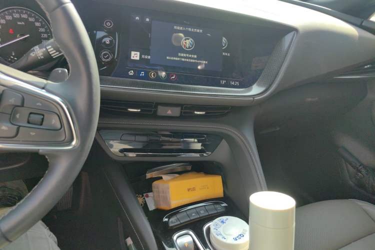 Used Buick Envision 2023 Encore Plus 652T Five-Seat Luxury Model