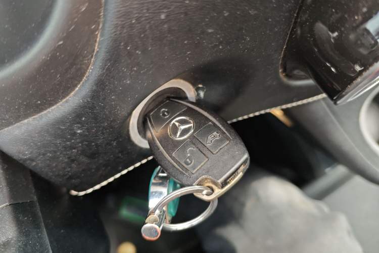 Used Mercedes-Benz Vito 2021 2.0T Business Version 7 Seats