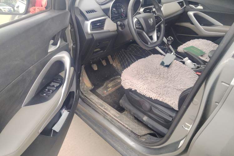 Used Baojun 510 2019 1.5L Manual Enjoyment Model 77kW China VI Emission Standard