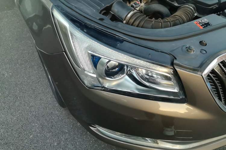 Used Buick LaCrosse 2013 2.4L SIDI Leading Comfort Version