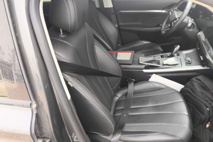 Used Roewe RX5 MAX 2022 1.5T Automatic Zhiwei Prestige Edition