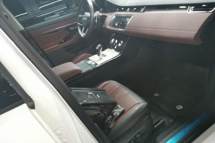 Used Land Rover Range Rover Evoque New Energy 2023 Aurora L P300e Plug-in Hybrid Electric Version