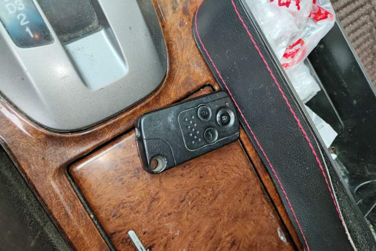 Used Honda Accord 2011 2.4L EX Vehicle Key