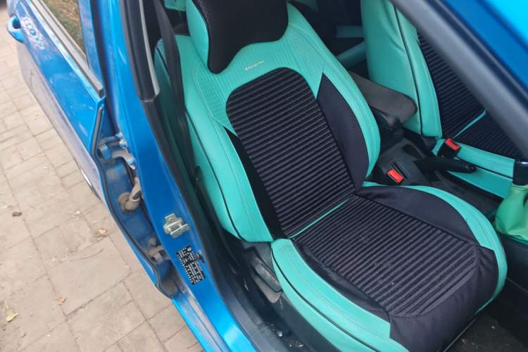 Used Baojun 310 2016 1.2L manual Comfort trim level
