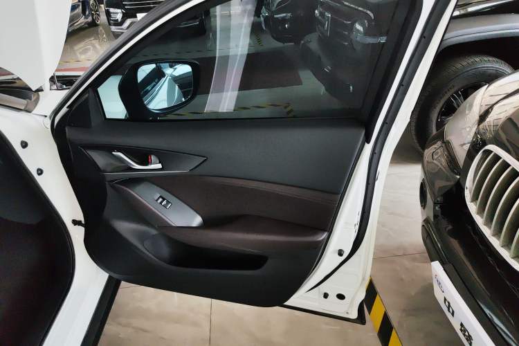 Used Mazda CX-4 2021 2.0L Automatic Two-Wheel Drive Blue Sky Luxury Edition