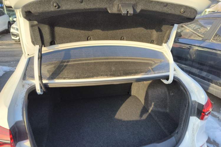 Used Chevrolet Monza 2020 Light Hybrid RS 330T Automatic Comfort Edition
