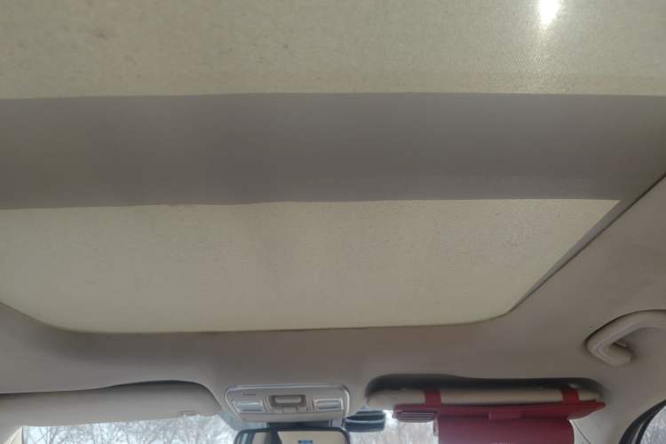 Used Geely Auto Emgrand X7 Sport 2016 1.8TD Automatic Smart Model Headliner