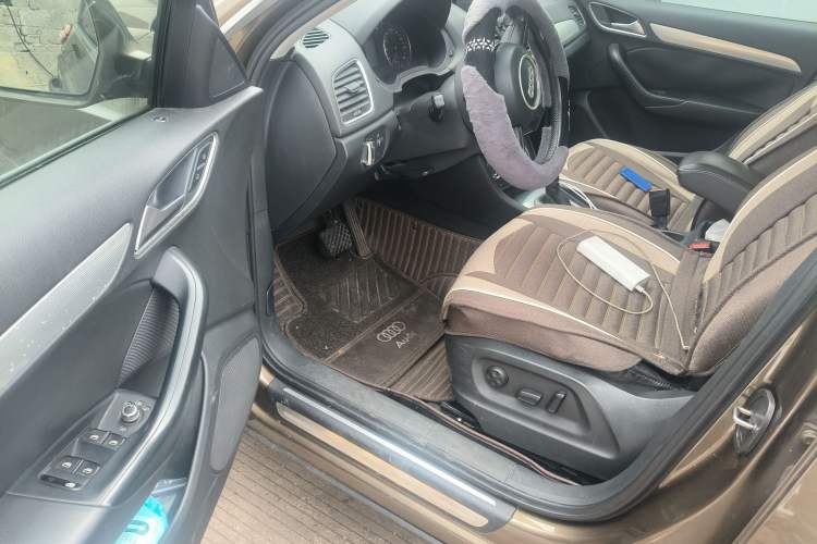 Used Audi Q3 2015 35 TFSI Comfort Model