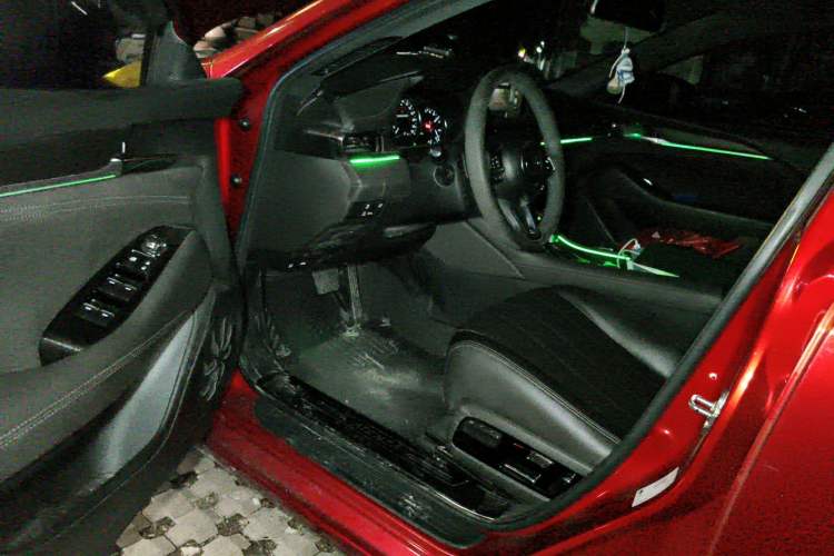 Used Mazda Atenza 2020 2.5L Sky Blue Prestige Edition Driver Seat