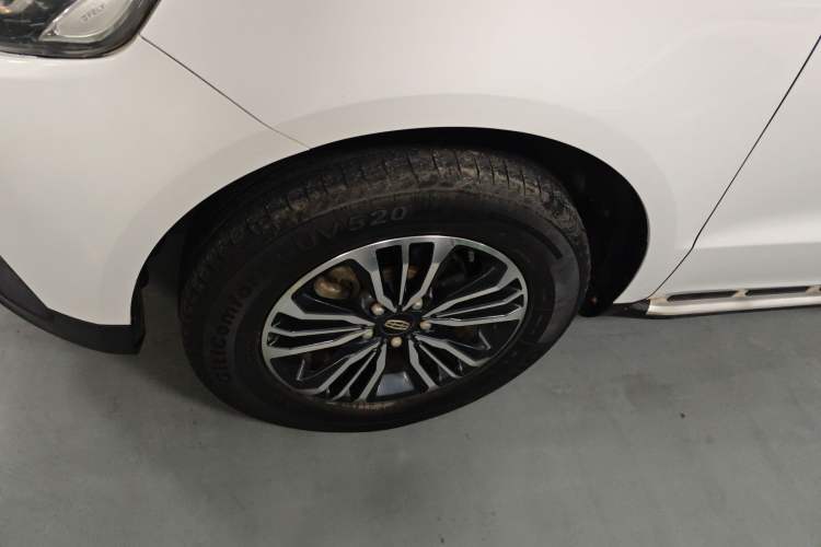 Used Geely Auto Vision X6 2016 1.8L Manual Luxury Model