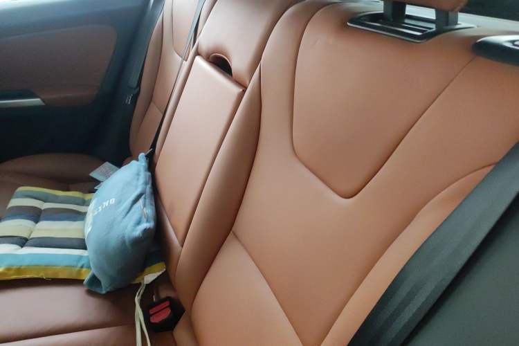 Used Volvo V60 2017 T5 Zhiya Edition China V Standard