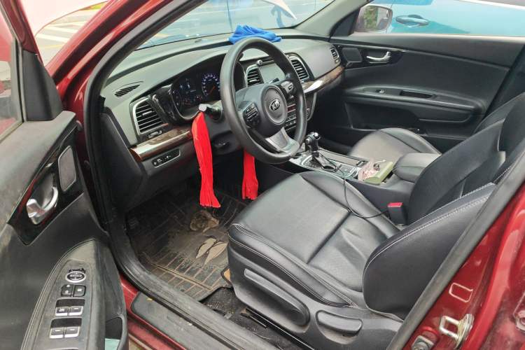 Used Kia K4 2014 1.8L Automatic GLS
