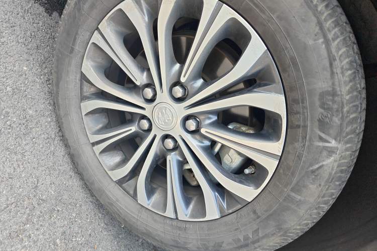 Used Buick GL8 2023 Land Executive Class Smart Enjoyment Model