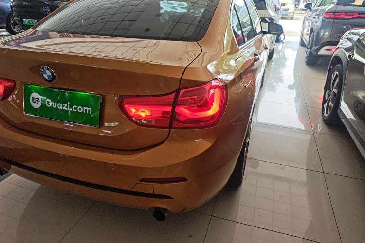 Used BMW 1 Series 2017 120i Design Package Model