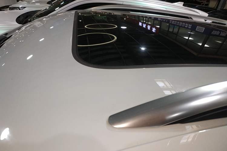 Used Volkswagen Tayron 2022 280TSI Two-Wheel Drive Luxury Smart Connectivity Version