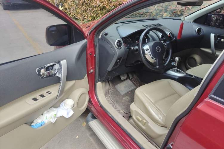 Used Nissan Qashqai 2012 2.0 XV LE CVT 2WD Driver Seat