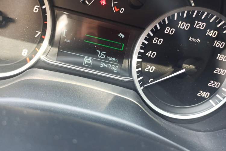 Used Nissan Sylphy 2022 Classic 1.6XL CVT Luxury Edition Odometer Close Up