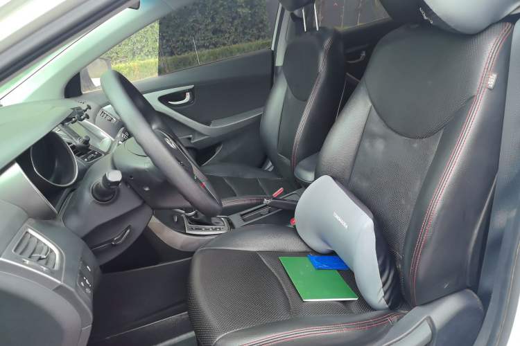 Used Hyundai Elantra (5th Generation / Langdong) 2016 1.6L Automatic Prestige Model
