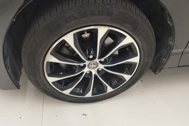 Used Toyota Avalon 2022 2.5L Luxury Edition
