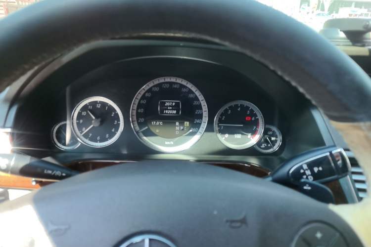 Used Mercedes-Benz E-Class 2012 E 200 L CGI Elegant Model Instrument Cluster