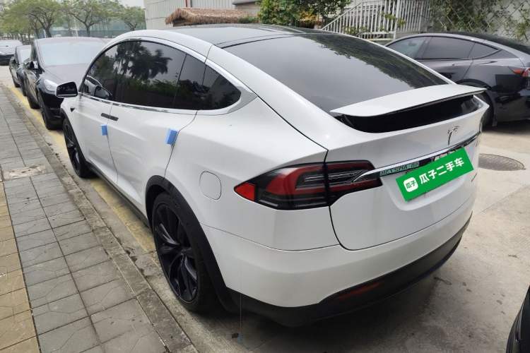 Used Tesla Model X 2019 Long-Range Version
