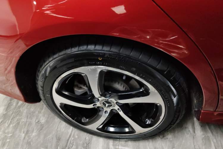 Used Mercedes-Benz E-Class 2017 Restyled E 300 Sport Edition Right Rear Wheel Hub