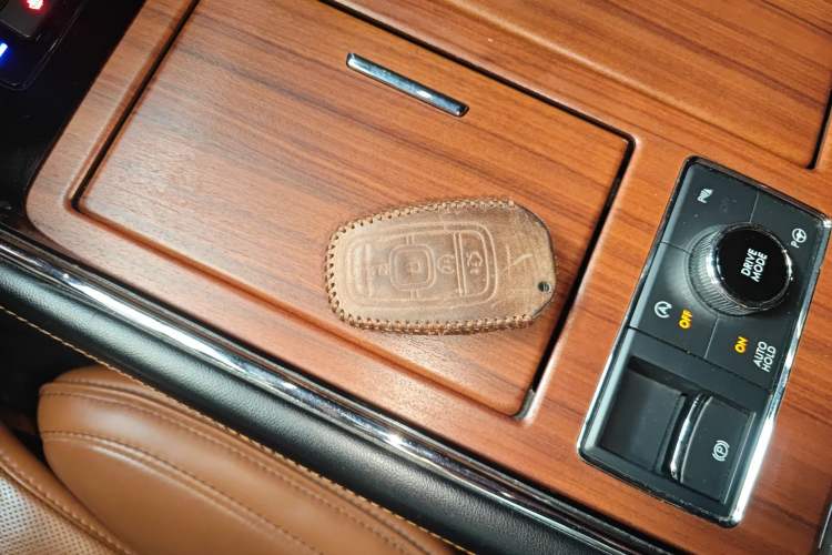 Used Lincoln Navigator 2019 3.5T Prestige Version China VI Standard Vehicle Key