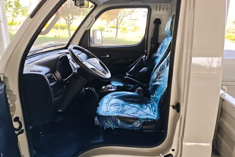 Used Foton Xiangling M New Energy 2023 M1 BYD Flatbed Cargo Box Left Front Seat