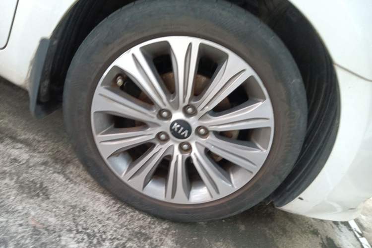 Used Kia K4 2014 1.8L Automatic DLX
