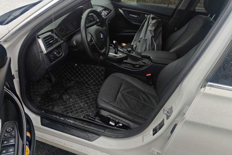 Used BMW 3 Series 2017 320Li Fashion Model
