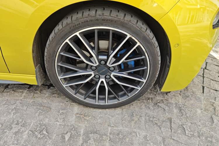 Used Lynk & Co 03 2019 03+ 2.0TD Automatic Wind-Chasing Edition Right Front Wheel Hub