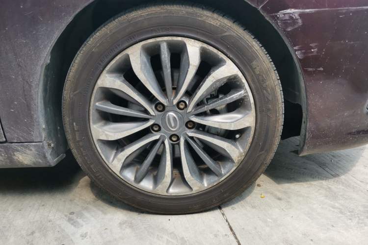 Used GAC Trumpchi GA6 2015 1.8T DCT Luxury Navigation Model Right Front Wheel Hub