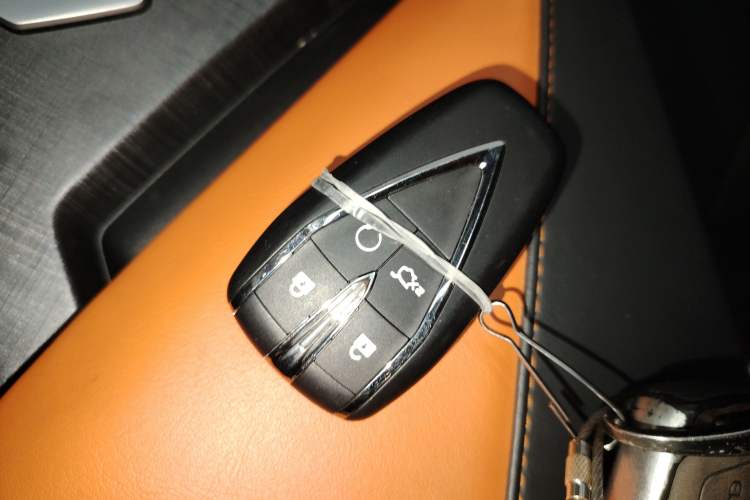 Used Changan UNI-V iDD 2023 Zhidian iDD 1.5T 113km Smart & Fun Version (Rapid Edition)
