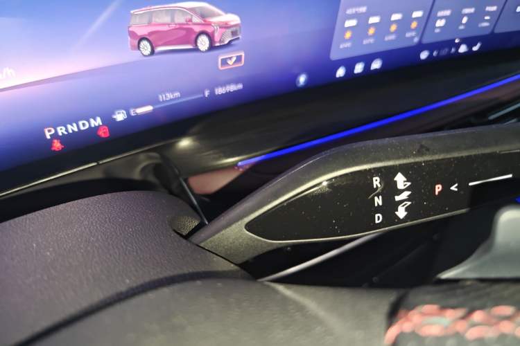 Used Buick Century 2023 2.0T Six-Seater Yinshi Edition
