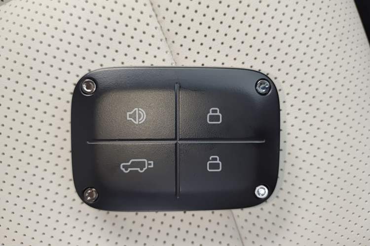 Used iCAR V23 2025 501 Four-Wheel Drive Intelligent Driving Version
