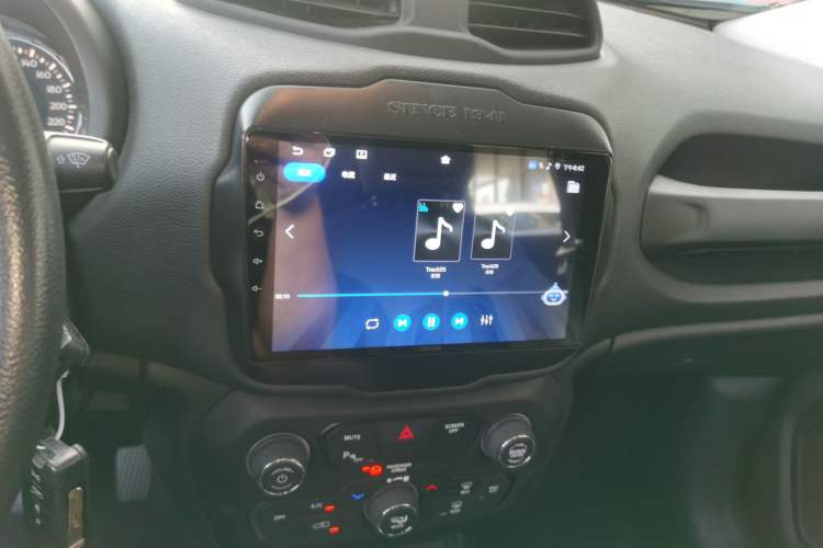 Used Jeep Renegade 2019 220T Automatic Leading Edition