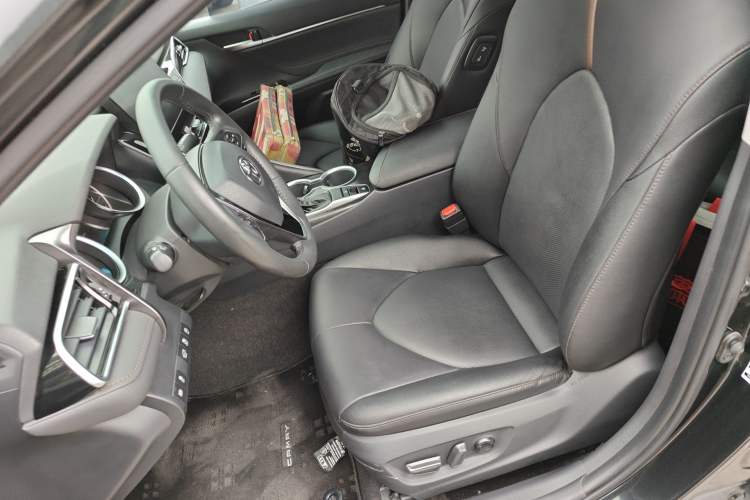 Used Toyota Camry 2021 2.0G Luxury Edition Left Front Seat