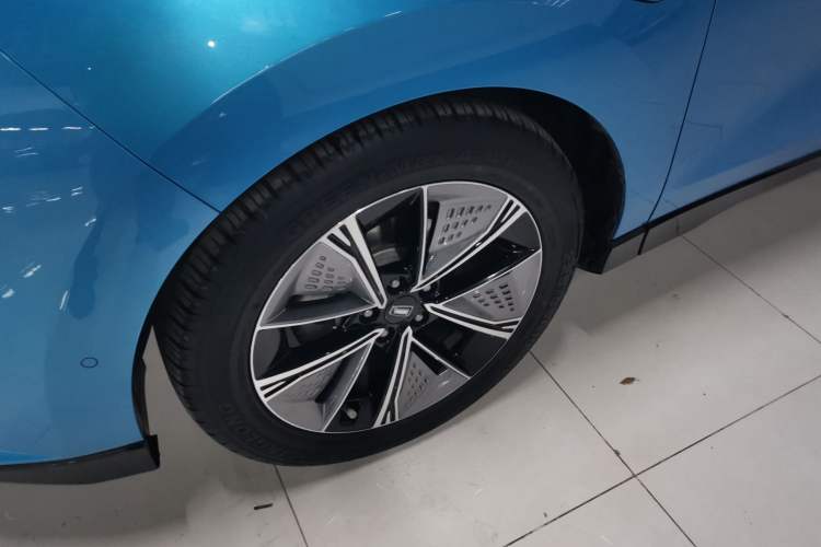 Used Bestune E01 2020 Spatial Curvature Type Left Front Wheel Hub