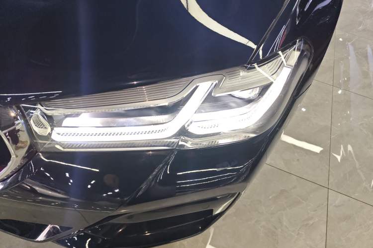 Used BMW 5 Series 2022 Restyled 525Li M Sport Package
