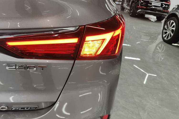 Used CHANGAN Eado 2021 PLUS Blue Whale NE 1.4T GDI DCT Flagship Model
