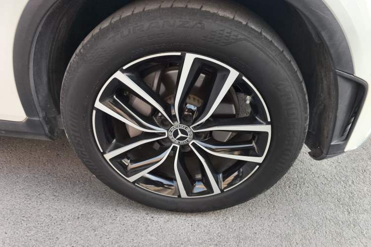 Used Mercedes-Benz GLC 2022 Second Facelift GLC 260 L 4MATIC Luxury Edition
