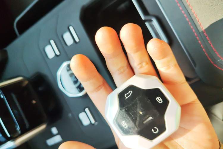 Used JETOUR Traveler 2023 2.0T All-Wheel Drive CrossPRO+
