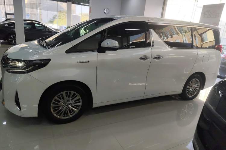 Used Toyota Alphard 2020 Dual-Engine 2.5L Prestige Edition
