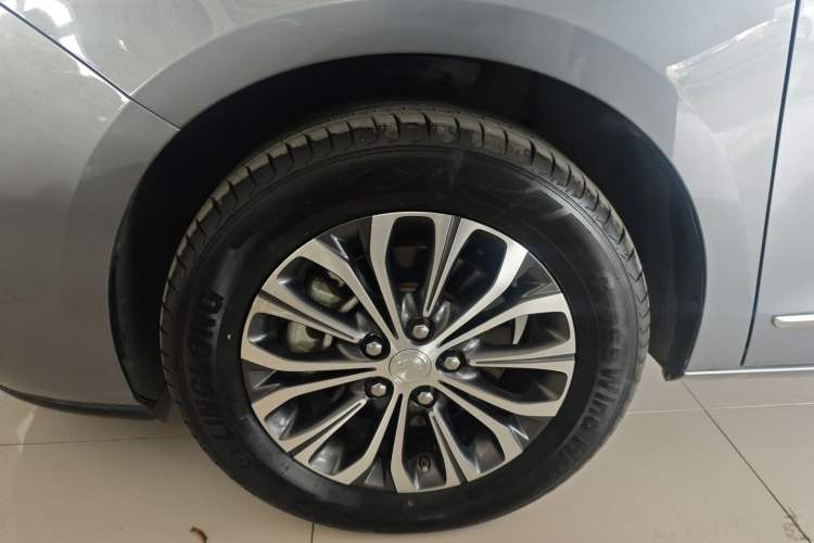 Used Buick GL8 2021 Land Cruiser Executive Class 652T Luxury Model
