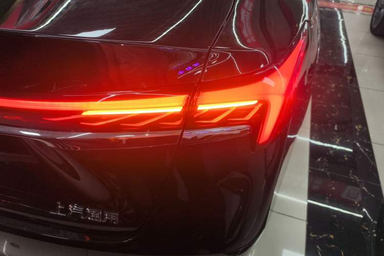 Used Buick LaCrosse 2023 28T Prestige Edition Right Rear Taillight