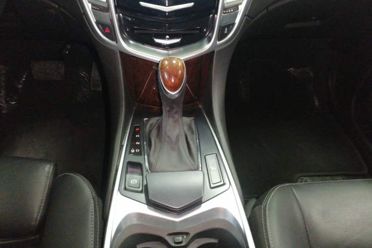 Used Cadillac SRX 2015 3.0L Elite Model