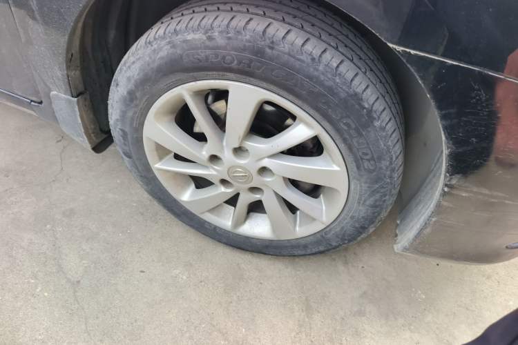 Used Nissan Sylphy 2012 1.6 XL CVT Luxury Edition Right Front Wheel Hub